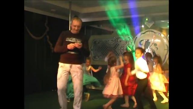 Сергей Камарницкий на юбилее детской студии