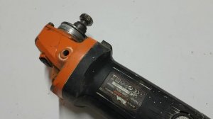 Строгальный станок.из болгарки.Planing machine, from a grinder.