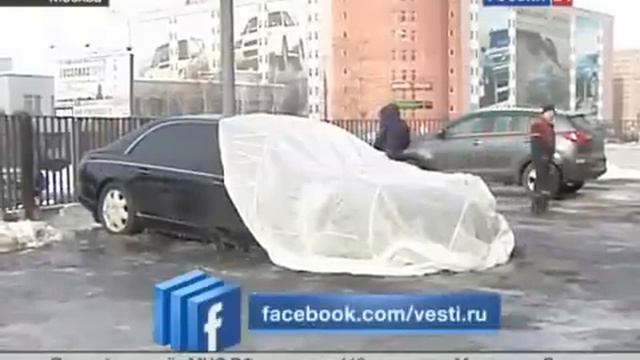 Утопленная машина. Maybach 62. Чита таксисты хамы видео. Майбах упал с моста в калуге. Майбах утонул в москве.