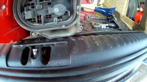 Замена лампы стоп-сигнала VW Tiguan