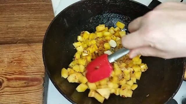 Рассыпчатый плов с тыквой.