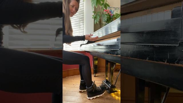 Piano Pedal Coordination смотреть онлайн