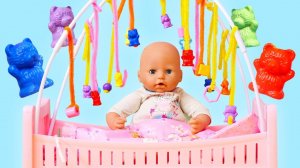 Видео куклы БЕБИ БОН - Создаем подвесные игрушки для Беби Анабель! Мультики для детей с Baby Born