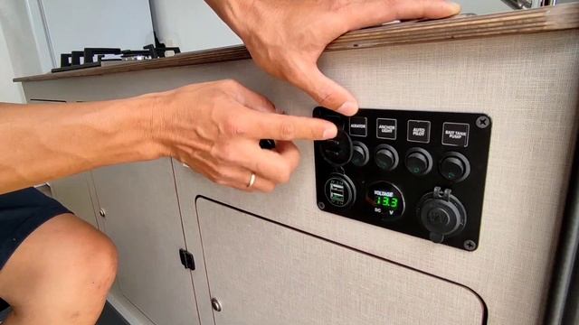 Обзор nomad_camper s350. Внедорожный дом на колесах. Автодом. Прицеп дача. смотреть онлайн