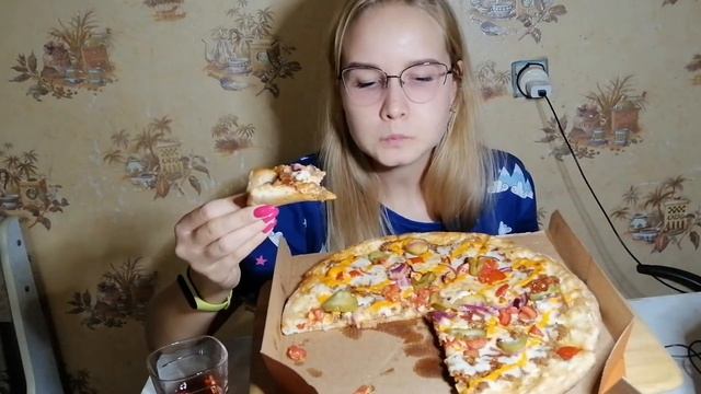 DODO PIZZA ? + POTATO NUGGETS ? WITH FAVORITE. EATING SOUNDS ?MUKBANG.