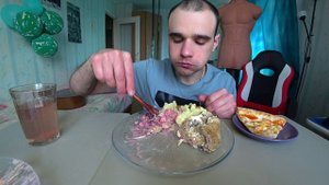 МУКБАНГ МЯСНОЙ РУЛЕТ / ПЮРЕ / ПИЦЦА / САЛАТ ОВОЩНОЙ / ОБЖОР / EATING Mukbang ASMR АСМР