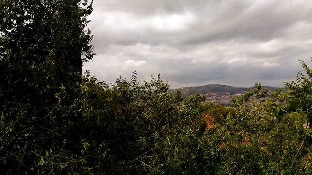 Испания, вид на Барсу с горы Манжуик смотреть онлайн