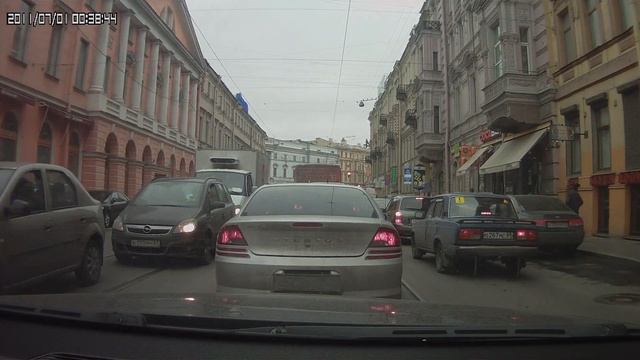 Пример видеозаписи видеорегистратора Eplutus F880LHD смотреть онлайн