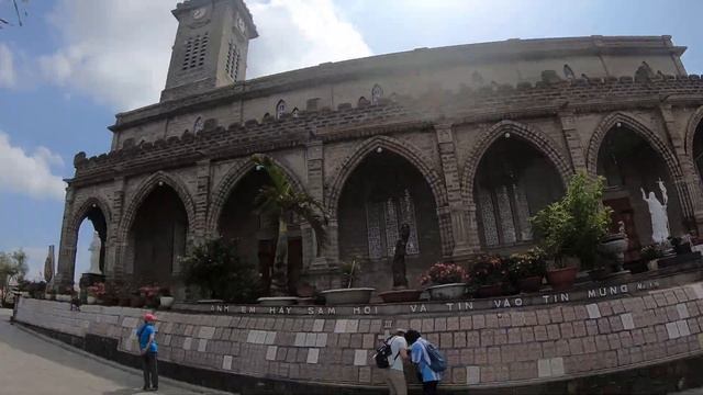 Вьетнам Нячанг. Кафедральный Собор. смотреть онлайн