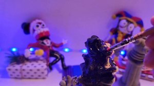 Как слепить УДИВИТЕЛЬНЫЙ ЦИФРОВОЙ ЦИРК 🎪 из пластелина!!!/Кауфмо и Коралёр/-ЛЕПИМ ВСЁ