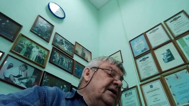 "Призовите меня" муз Шафката Чатаева стихи Александра Оленичева.