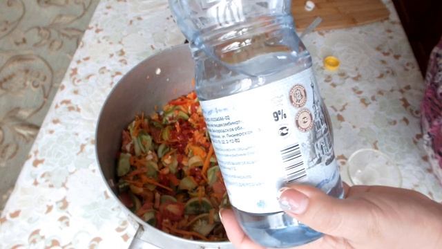Консервирование Салат из зеленых помидор