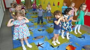 Музыкальное занятие. Частный детский садик в Кирове