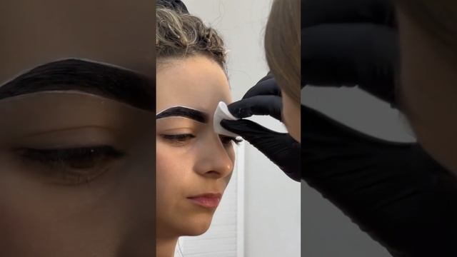Процесс архитектуры бровей? #брови#бровимосква#бровистмосква#любимыеклиенты#мастерапоймут смотреть онлайн