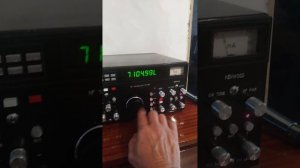 Синтезатор "TURBO-LED" шикарно вписался в трансивер Владимира Дроздова (RA3AO)