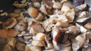 Омлет с сыром и грибами