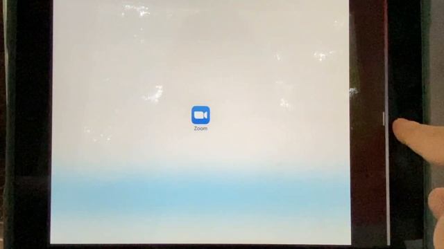 Split Screen - iPad смотреть онлайн