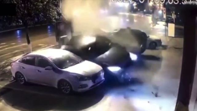 ПРИПАРКОВАЛСЯ
