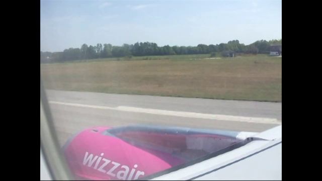 Landing at Venice - Treviso Airport смотреть онлайн