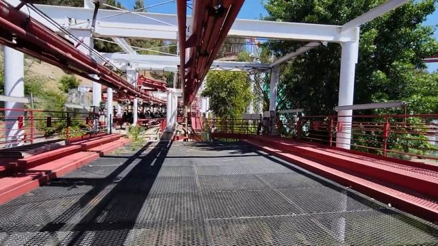 Ninja Roller Coaster 4K POV Six Flags Magic Mountain|  Suspended Swinging Coaster