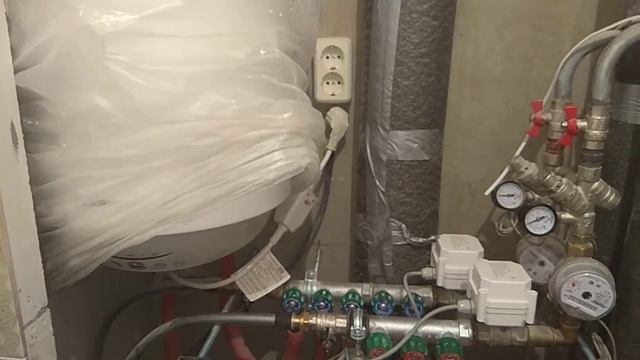 Вариант сантехники с накопительным водонагревателем и системой аквастоп. смотреть онлайн