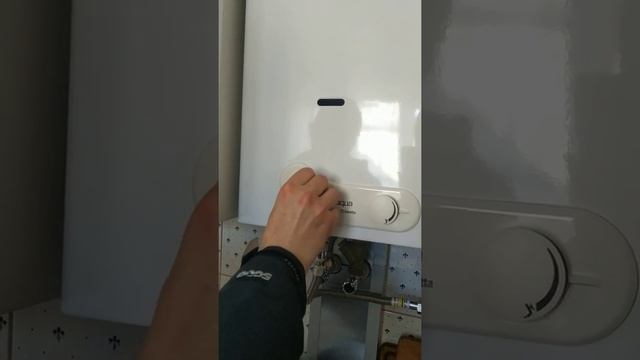 Зажечь газовую колонку Aqua Beretta смотреть онлайн