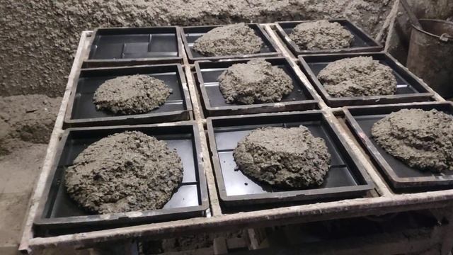 Зачем нужен вибростол на производстве тротуарной плитки
