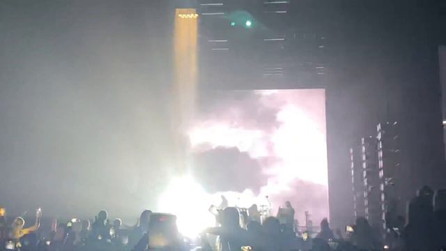 Sam Fender - Seventeen Going Under live from Leeds November 2021 смотреть онлайн