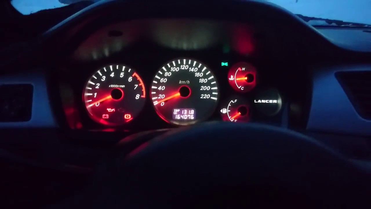 Mitsubishi Lancer IX приборная панель и печка раскатом видео от клиента