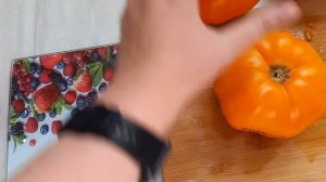 Томат апельсин, обзор, его характеристики