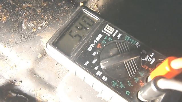 Застряла стрелка на бензин. Инжекторная нива смотреть онлайн