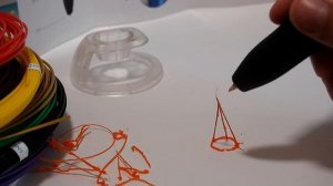 3D-ручка Funtastique Cleo - демонстрация работы