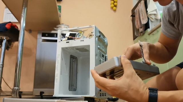 Ремонт микроволновки - плохо срабатывает кнопка старт смотреть онлайн