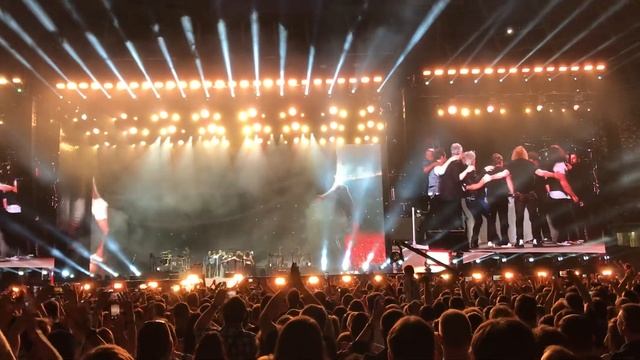 Bon Jovi - End Of А Show, Moscow 31.05.19, Luzhniki. смотреть онлайн