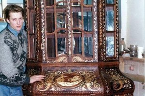 🎀Витрина для посуды в гостиную. В гостях у ⭐Краснодеревщик Руслан Мастеровой. Мебельная Мастерская