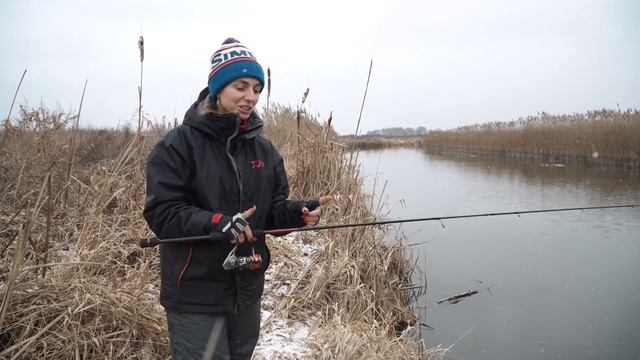 Как и на что ловить щуку зимой по открытой воде. Зимний спиннинг на малой реке. Ультралайт зимой. смотреть онлайн