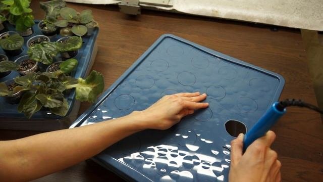 Ёмкости под фитильный полив,которые использую я  :)