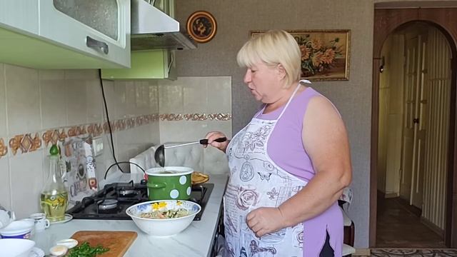 Наготовила. Куриный бульон. Деруны. Салатик смотреть онлайн