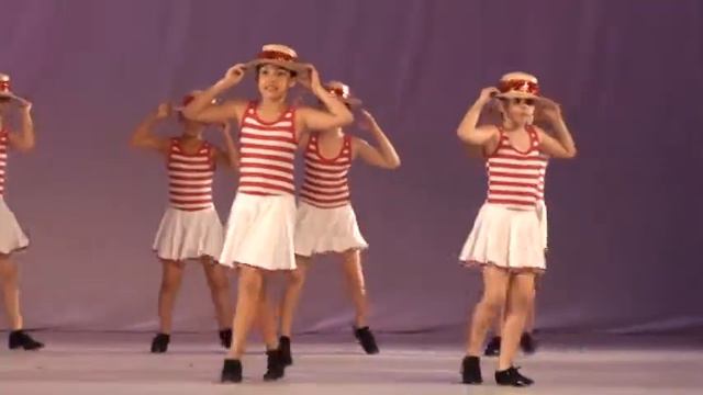 Maracangalha - Dorival Caymmi com as alunas do 2o. ano Sapateado Dania Amaral смотреть онлайн