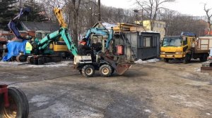 Фронтальный погрузчик Yanmar V1