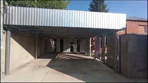 Односкатный навес с фризом