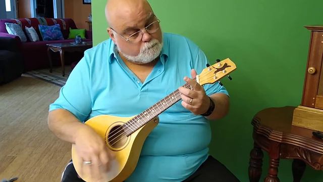 Fan Fret Tenor sound bite смотреть онлайн