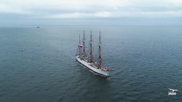 Buque Sedov, by Alan Drone Uy смотреть онлайн