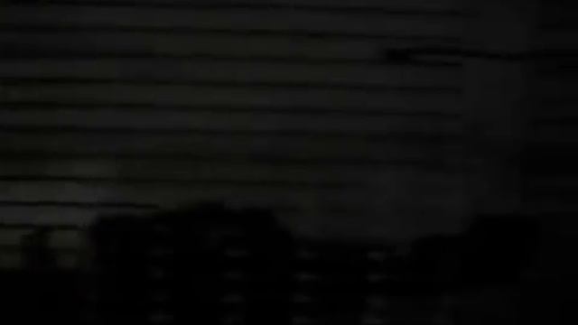 Большая лампа от насекомых смотреть онлайн