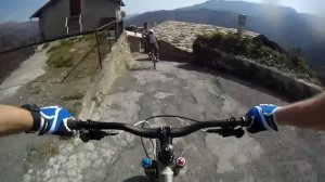 Экстремальный даунхилл от первого лица