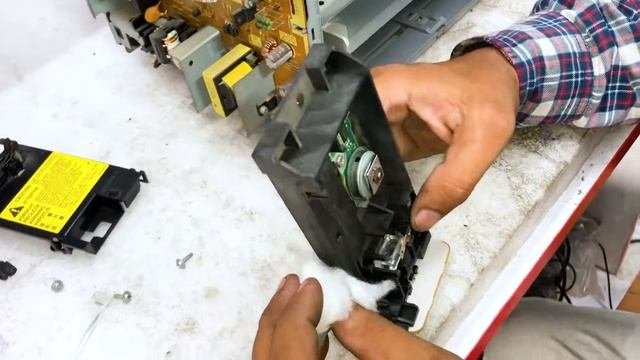 Canon Imageclass LBP6030B Printer Repair | Scanner Unit Repair & Clean Fix Half Printing Problem