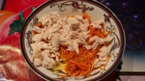 Салат с фасолью и курицей