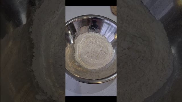 Вкусный перекус кольца кальмара в кляре запеченные в духовке рецепт