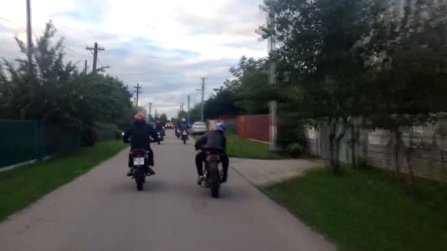 На МИНСКЕ среди китайцев смотреть онлайн