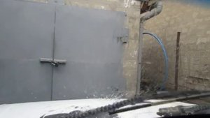 Универсальные форсунки омывателя стекла против веерных на ВАЗ 2106